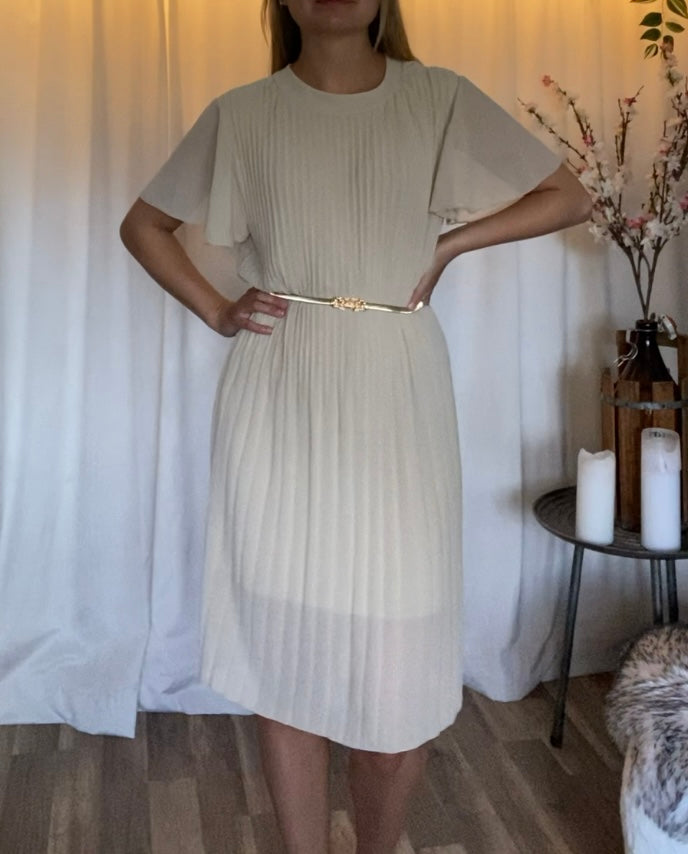 Plisserad klänning SOFIA Beige